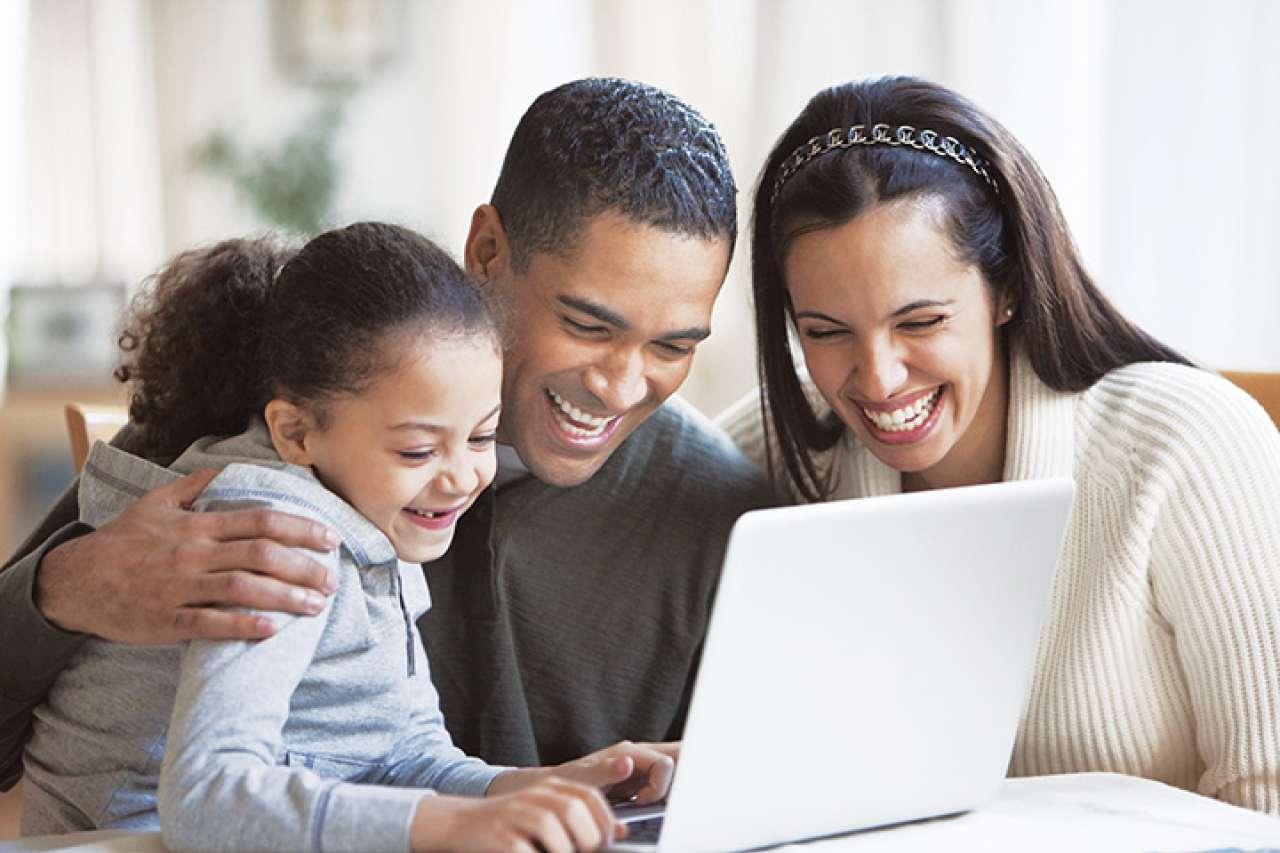 Family at laptop